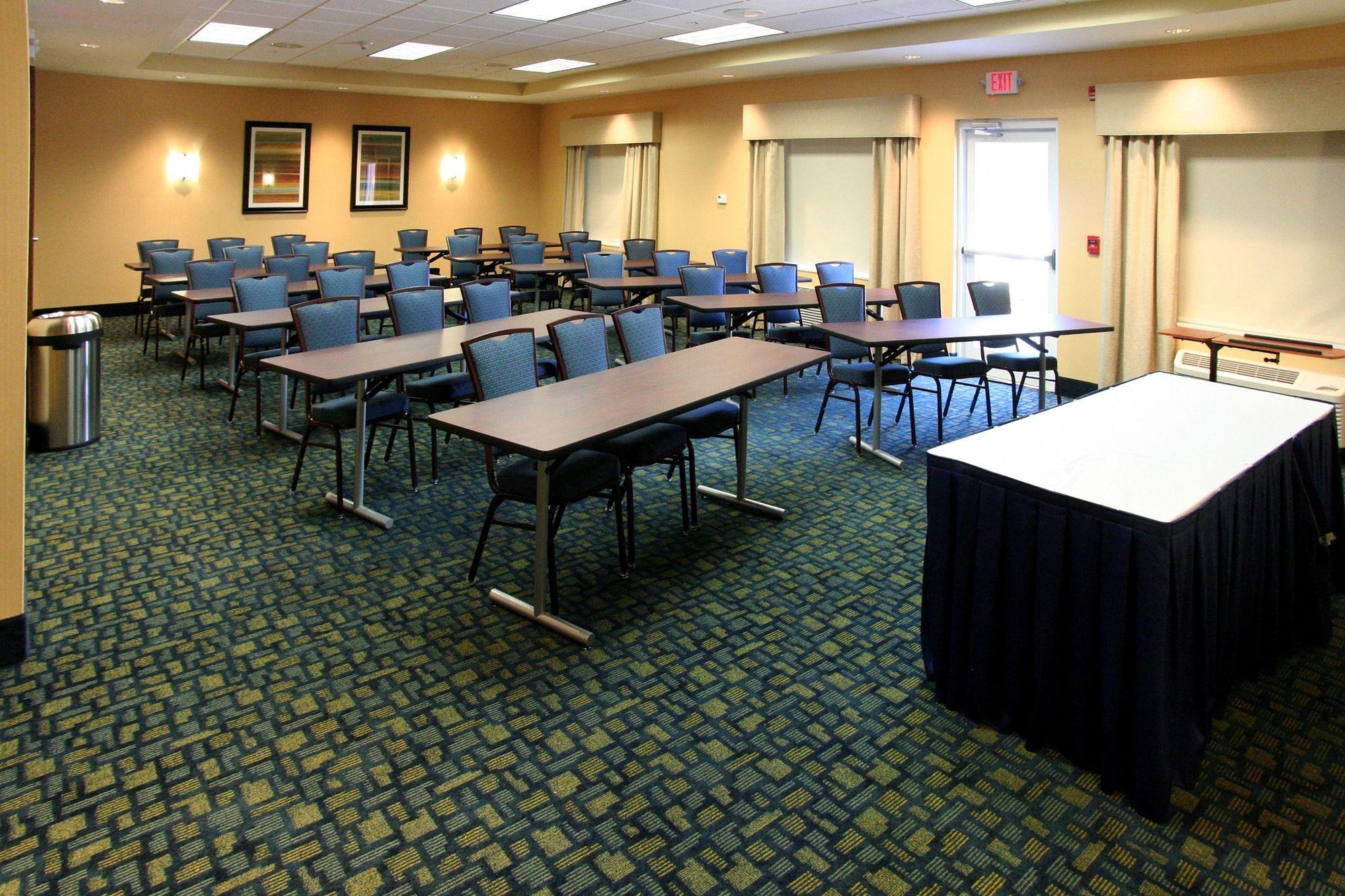 Fairfield Inn And Suites Charleston North/University Area North Charleston Exterior photo